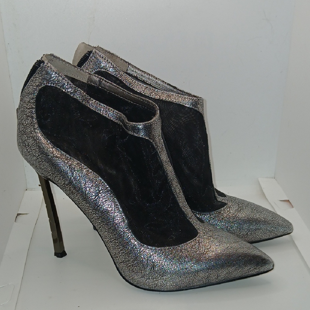 Sam Edelman Metallic and Black Heels